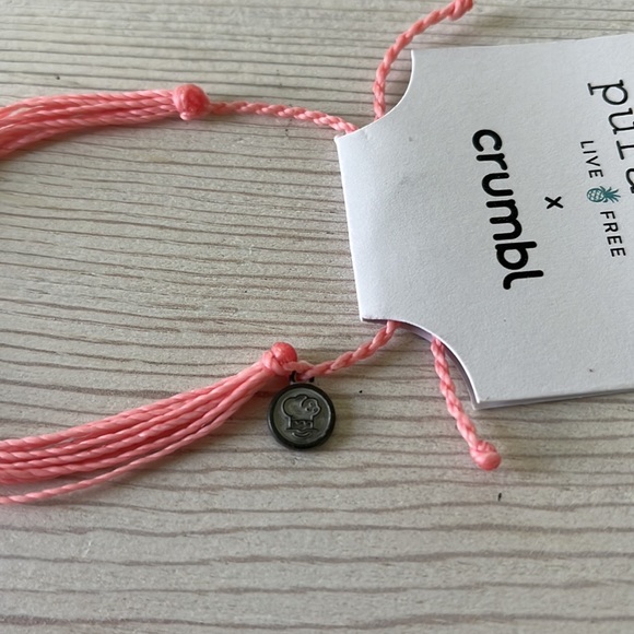 NWT CRUMBL X PURA VIDA BRACELET 🍪 rare collectors bracelet🎀 limited edition - Picture 5 of 7